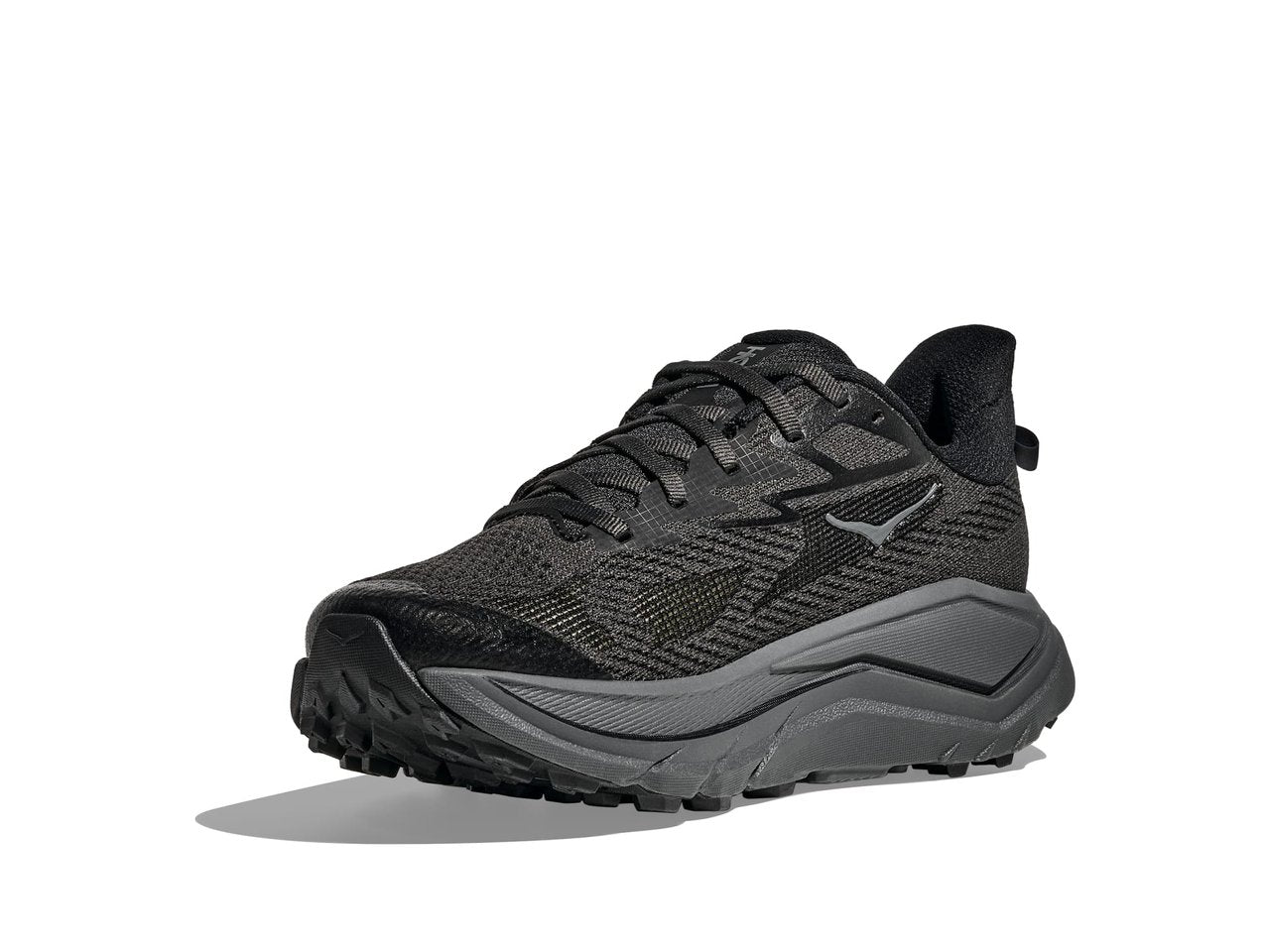 Hoka Challenger 8