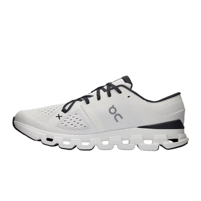 On cloud X 4 Running shoes