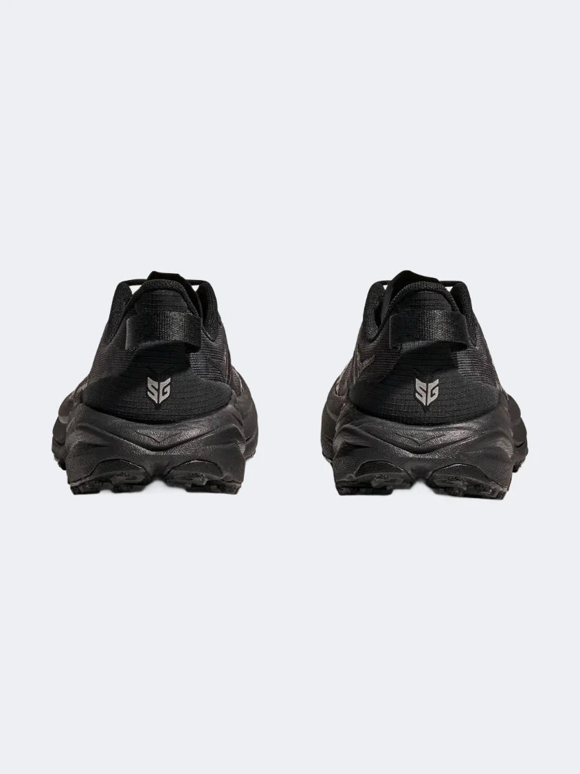 Hoka Speedgoat 6 Men Running Sneakers Black