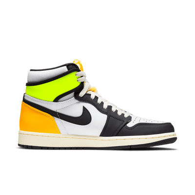 Air Jordan 1
Volt Gold