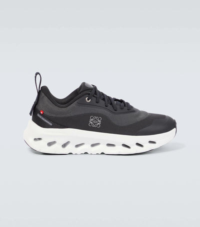 Loewe X On Running Cloudtilt Black/white